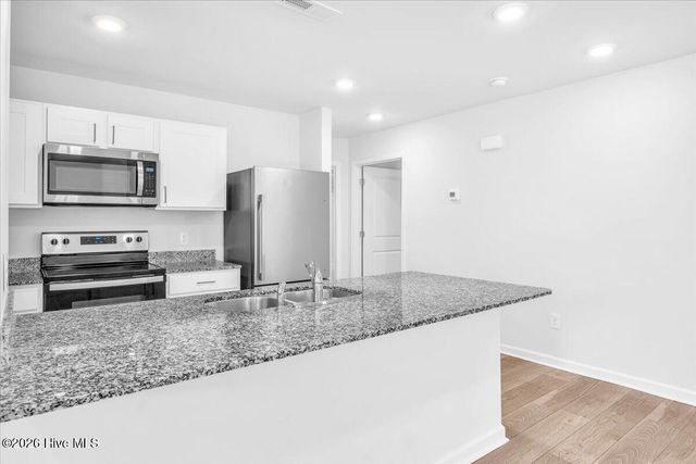 2170 Bayside Drive SW, Supply, NC 28462