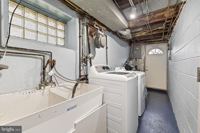 1742 TUSTIN STREET, Philadelphia, PA 19152