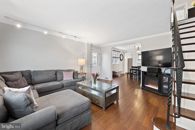 1742 TUSTIN STREET, Philadelphia, PA 19152