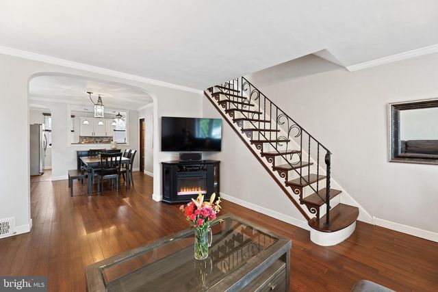 1742 TUSTIN STREET, Philadelphia, PA 19152