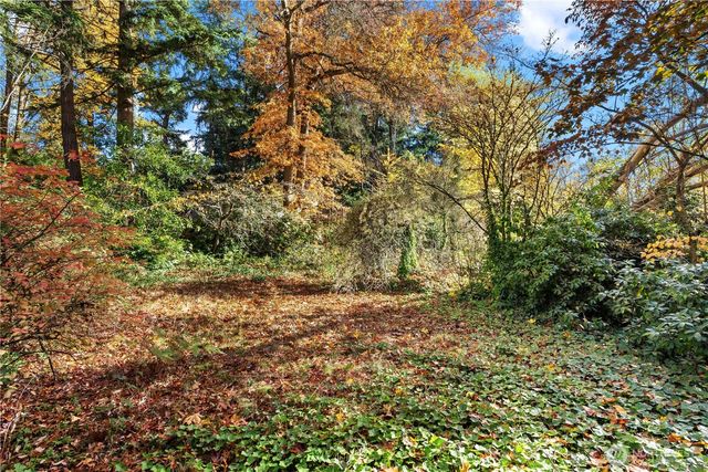 12117 SE 26th Street, Bellevue, WA 98005