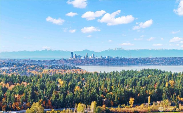 12117 SE 26th Street, Bellevue, WA 98005