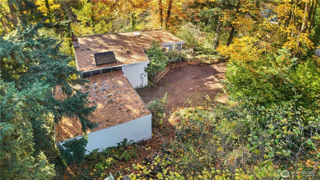 12117 SE 26th Street, Bellevue, WA 98005