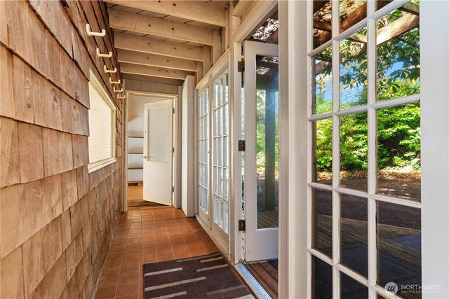 12117 SE 26th Street, Bellevue, WA 98005