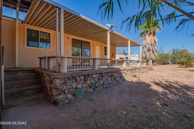 6221 N Van Ark Road, Tucson, AZ 85743