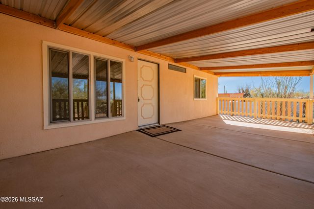 6221 N Van Ark Road, Tucson, AZ 85743