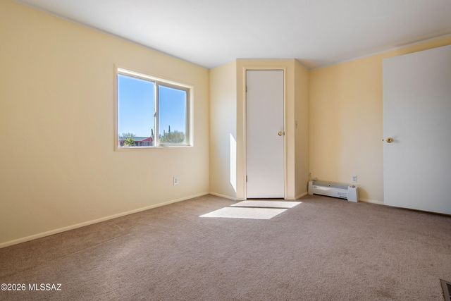 6221 N Van Ark Road, Tucson, AZ 85743