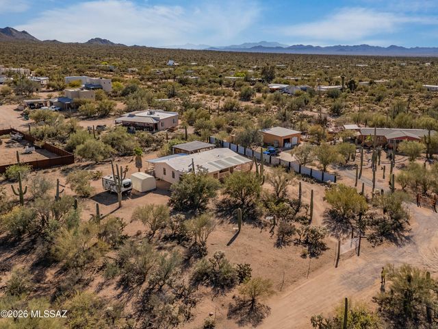 6221 N Van Ark Road, Tucson, AZ 85743