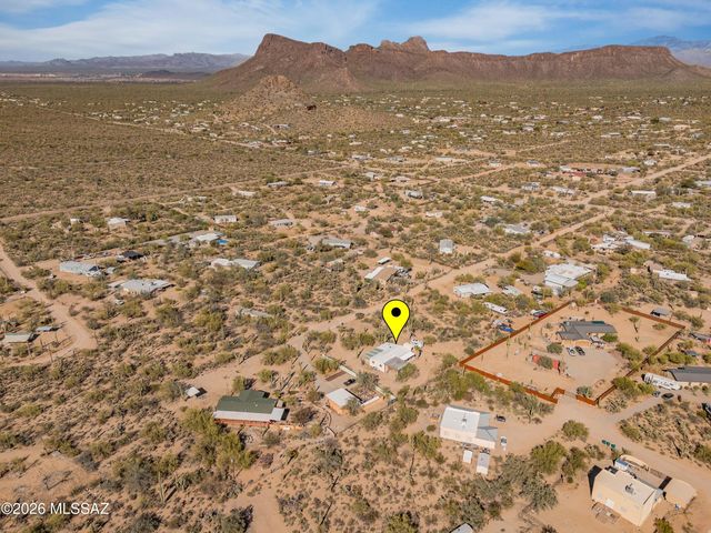 6221 N Van Ark Road, Tucson, AZ 85743