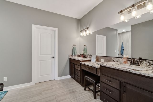 1605 Mulberry Street, Granger, IA 50109