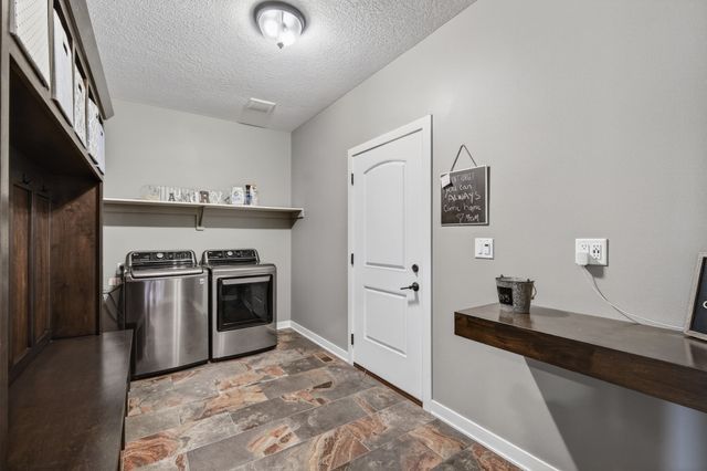 1605 Mulberry Street, Granger, IA 50109