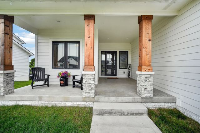 1605 Mulberry Street, Granger, IA 50109