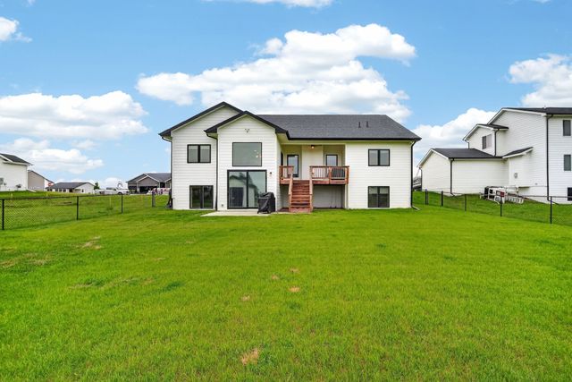 1605 Mulberry Street, Granger, IA 50109