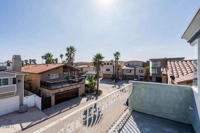 5331 Wavecrest Way, Oxnard, CA 93035