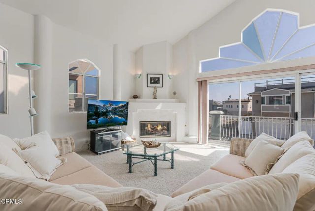 5331 Wavecrest Way, Oxnard, CA 93035