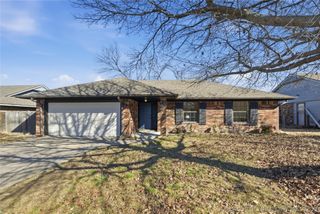 303 N Joanna Street, Catoosa, OK 74015