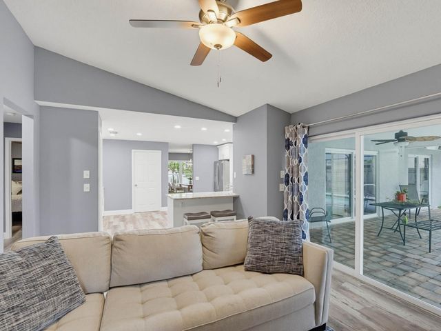2988 PINEWOOD RUN, Palm Harbor, FL 34684