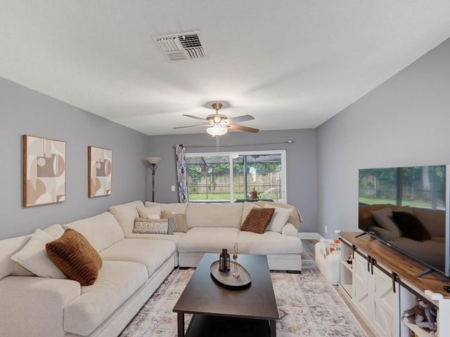 2988 PINEWOOD RUN, Palm Harbor, FL 34684
