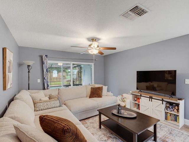 2988 PINEWOOD RUN, Palm Harbor, FL 34684