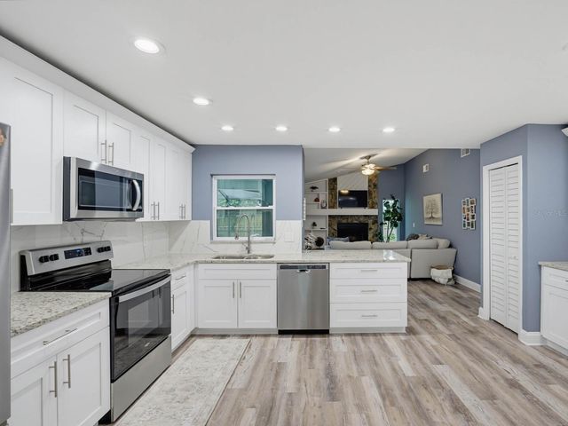 2988 PINEWOOD RUN, Palm Harbor, FL 34684