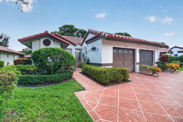 6427 Pointe Pleasant Circle, Delray Beach, FL 33484
