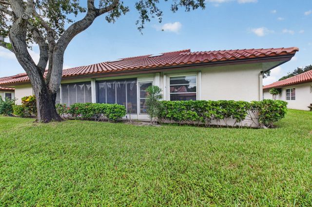6427 Pointe Pleasant Circle, Delray Beach, FL 33484