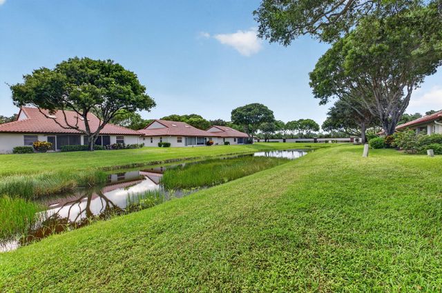 6427 Pointe Pleasant Circle, Delray Beach, FL 33484