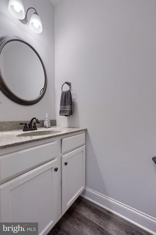 221 SAWGRASS DR, Millersville, PA 17551