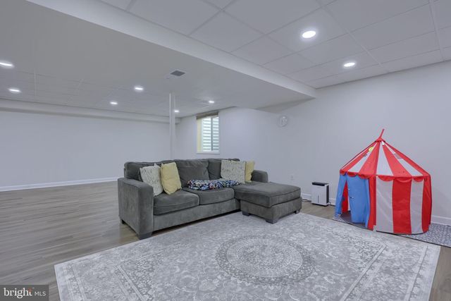 221 SAWGRASS DR, Millersville, PA 17551