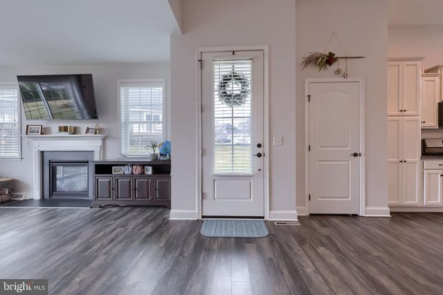 221 SAWGRASS DR, Millersville, PA 17551