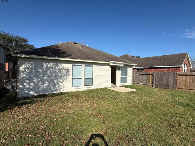 2107 Castle Gardens Lane, Katy, TX 77449