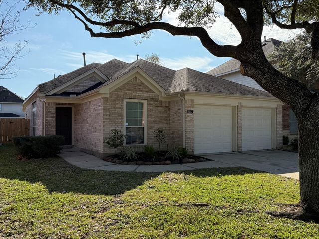 2107 Castle Gardens Lane, Katy, TX 77449