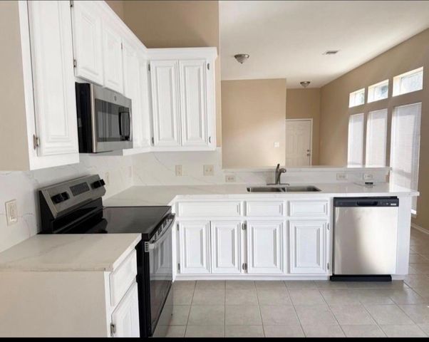 2107 Castle Gardens Lane, Katy, TX 77449