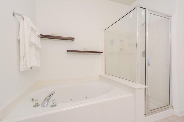 2 Stone Arrow Place, The Woodlands, TX 77382