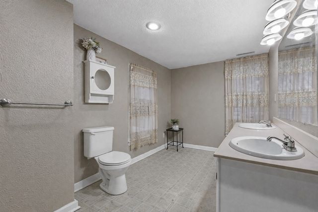 1103 26th Street, Marion, IA 52302