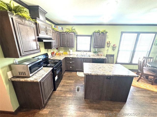 116659 4241 Road, Eufaula, OK 74432