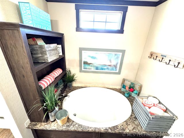 116659 4241 Road, Eufaula, OK 74432