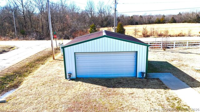 116659 4241 Road, Eufaula, OK 74432