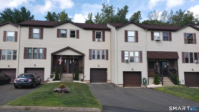 97 Country Hill Road 97, Naugatuck, CT 06770