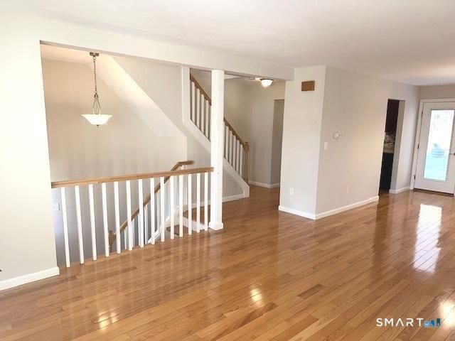 97 Country Hill Road 97, Naugatuck, CT 06770