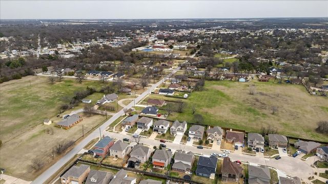 105 Brooks Street, Terrell, TX 75160