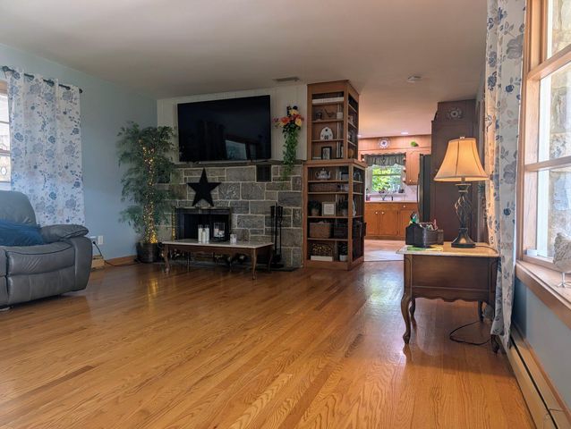 438 FOREST LN, Shoemakersville, PA 19555