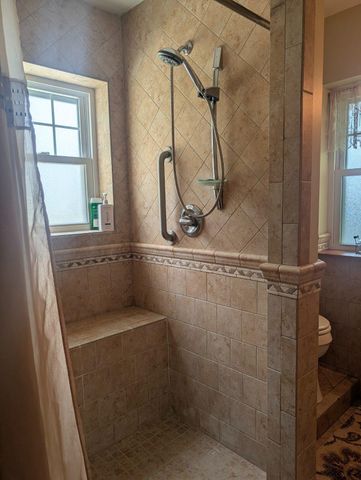 438 FOREST LN, Shoemakersville, PA 19555