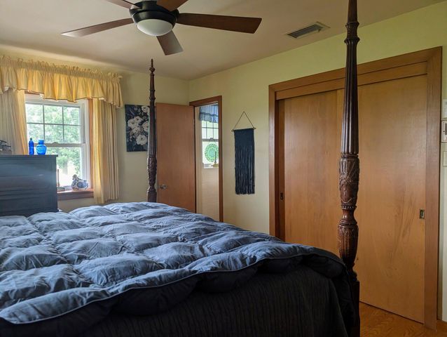 438 FOREST LN, Shoemakersville, PA 19555