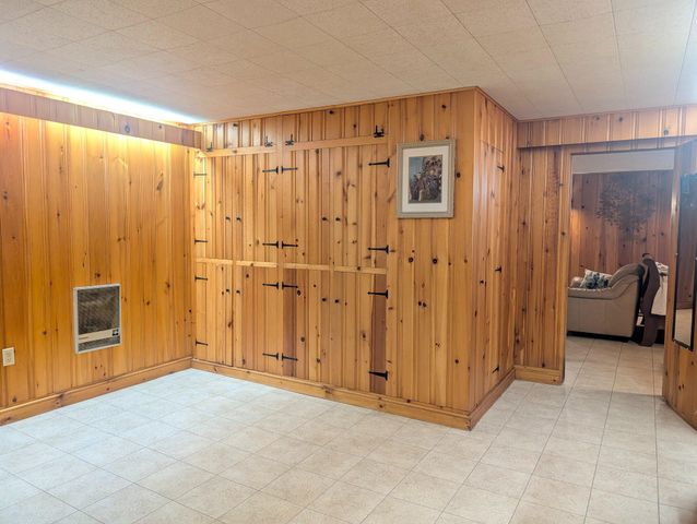 438 FOREST LN, Shoemakersville, PA 19555