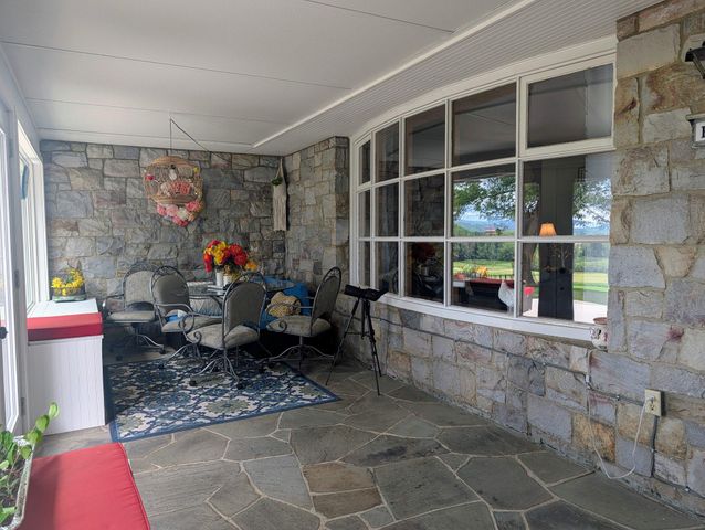 438 FOREST LN, Shoemakersville, PA 19555