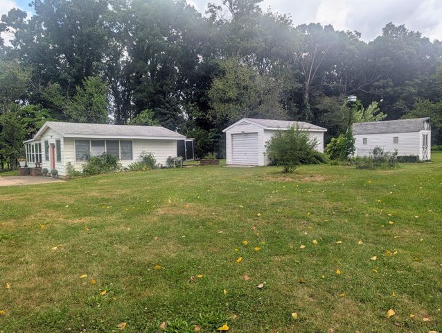 438 FOREST LN, Shoemakersville, PA 19555