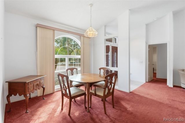 22 Mastic Court W, Homosassa, FL 34446