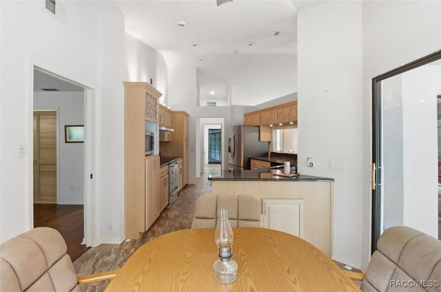 22 Mastic Court W, Homosassa, FL 34446