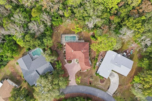 22 Mastic Court W, Homosassa, FL 34446